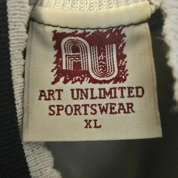 Vintage Art Unlimited Sportswear Sweatshirt With Angels Size XL EUC - Picture 16 of 16